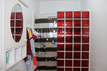 Casa à venda com 120m², 2 quartos e 1 vagaBanheiro