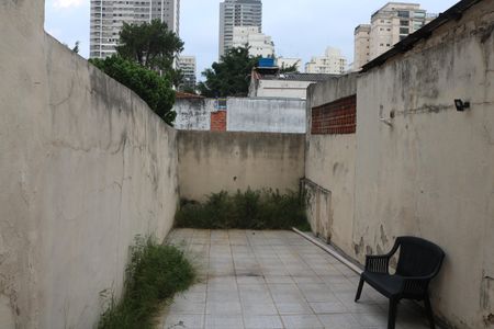 Casa à venda com 120m², 2 quartos e 1 vagaQuintal
