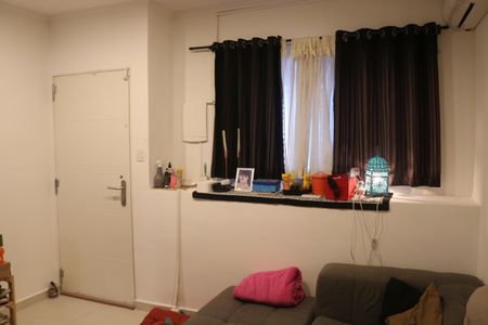 Casa à venda com 120m², 2 quartos e 1 vagaSala