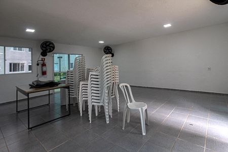 Apartamento para alugar com 42m², 2 quartos e sem vaga Apartamento para alugar com 42m², 2 quartos e sem vagaÁrea comum - Salão de festas