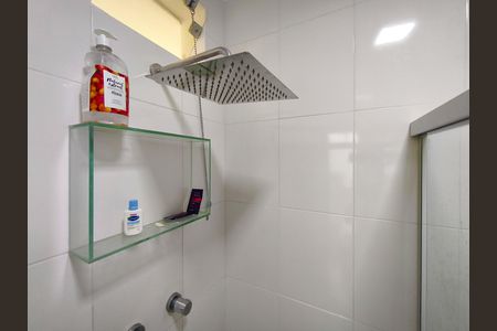 Apartamento para alugar com 73m², 2 quartos e sem vaga Apartamento para alugar com 73m², 2 quartos e sem vagaBanheiro da Suíte
