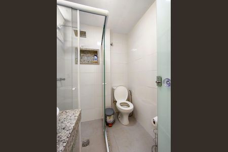 Apartamento para alugar com 73m², 2 quartos e sem vaga Apartamento para alugar com 73m², 2 quartos e sem vagaBanheiro