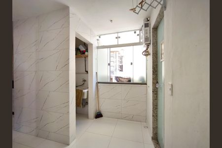 Apartamento para alugar com 73m², 2 quartos e sem vaga Apartamento para alugar com 73m², 2 quartos e sem vagaÁrea de Serviço