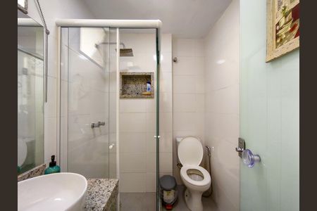 Apartamento para alugar com 73m², 2 quartos e sem vaga Apartamento para alugar com 73m², 2 quartos e sem vagaBanheiro