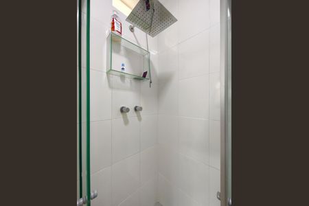 Apartamento para alugar com 73m², 2 quartos e sem vaga Apartamento para alugar com 73m², 2 quartos e sem vagaBanheiro da Suíte