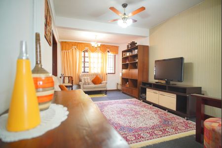 Casa para alugar com 300m², 4 quartos e 2 vagasSala de Estar