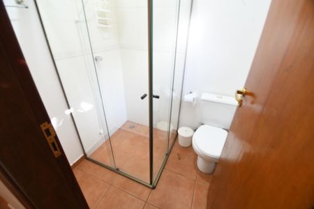 Casa de condomínio para alugar com 420m², 4 quartos e 7 vagasBanheiro da Churrasqueira