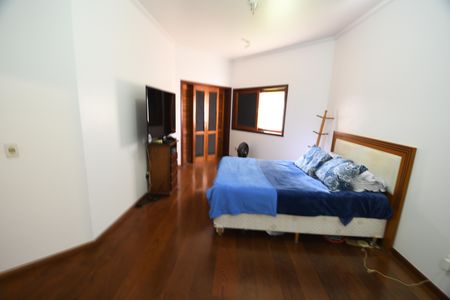 Casa de condomínio para alugar com 420m², 4 quartos e 7 vagasQuarto Suíte 4