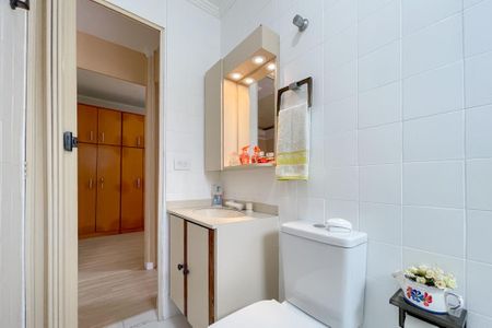 Apartamento à venda com 55m², 2 quartos e 1 vagaBanheiro Social