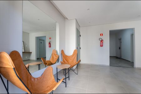 Apartamento para alugar com 38m², 2 quartos e sem vaga Apartamento para alugar com 38m², 2 quartos e sem vagaHall de Entrada