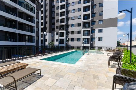 Apartamento para alugar com 38m², 2 quartos e sem vaga Apartamento para alugar com 38m², 2 quartos e sem vagaÁrea Comum - Piscina