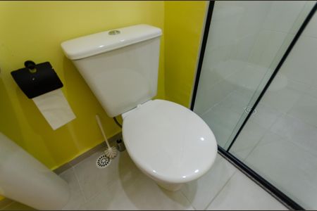 Apartamento para alugar com 38m², 2 quartos e sem vaga Apartamento para alugar com 38m², 2 quartos e sem vagaBanheiro