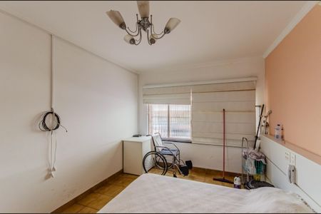 Casa à venda com 210m², 4 quartos e 2 vagas Casa à venda com 210m², 4 quartos e 2 vagasQuarto 3