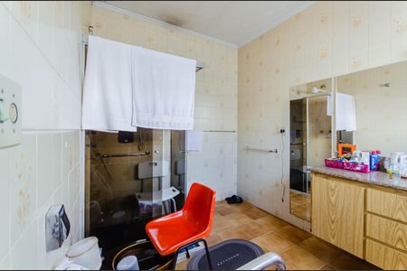 Casa à venda com 210m², 4 quartos e 2 vagas Casa à venda com 210m², 4 quartos e 2 vagasBanheiro da Suíte