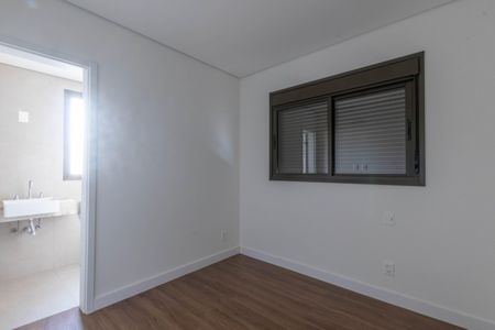 Apartamento à venda com 69m², 2 quartos e 2 vagasSuíte 1