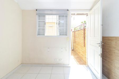 Casa à venda com 120m², 2 quartos e 2 vagas Casa à venda com 120m², 2 quartos e 2 vagasEdícula