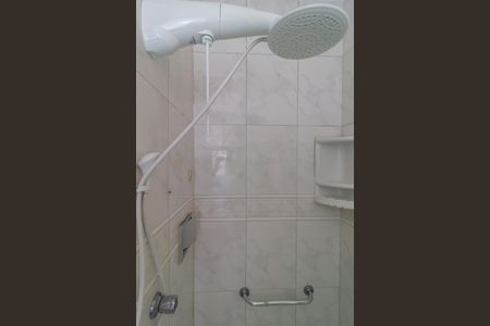 Casa à venda com 120m², 2 quartos e 2 vagas Casa à venda com 120m², 2 quartos e 2 vagasBanheiro