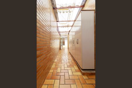 Casa à venda com 120m², 2 quartos e 2 vagas Casa à venda com 120m², 2 quartos e 2 vagasQuintal