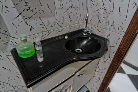 Casa à venda com 112m², 3 quartos e 1 vagaBanheiro