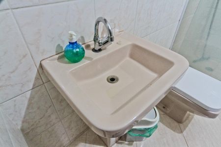 Casa à venda com 112m², 3 quartos e 1 vagaBanheiro