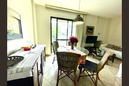Apartamento à venda com 104m², 3 quartos e 2 vagasSala
