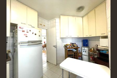 Apartamento à venda com 104m², 3 quartos e 2 vagasCozinha