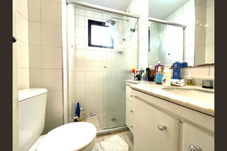 Apartamento à venda com 104m², 3 quartos e 2 vagasBanheiro