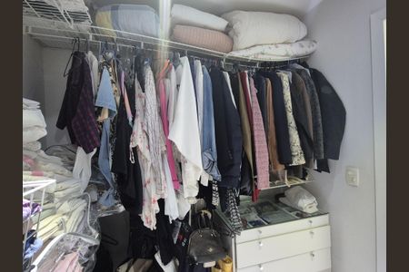 Apartamento à venda com 420m², 3 quartos e 3 vagasCloset da suíte 1