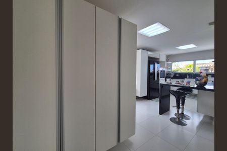 Apartamento à venda com 420m², 3 quartos e 3 vagasCozinha