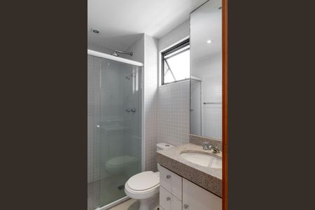 Apartamento para alugar com 135m², 3 quartos e 3 vagasBanheiro da Suíte 2