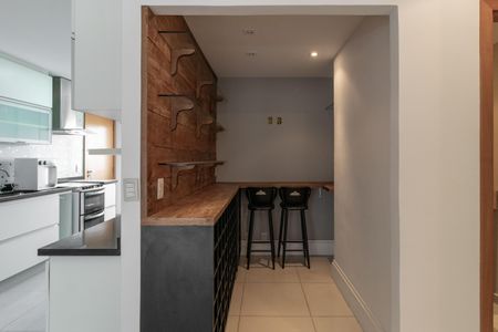 Apartamento para alugar com 135m², 3 quartos e 3 vagasCopa