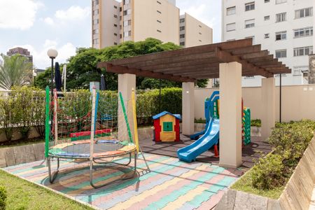 Apartamento para alugar com 135m², 3 quartos e 3 vagasÁrea comum - Playground