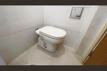 Apartamento à venda com 71m², 3 quartos e 2 vagasBanheiro de serviço