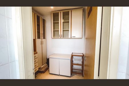Apartamento à venda com 71m², 3 quartos e 2 vagasQuarto de Serviço