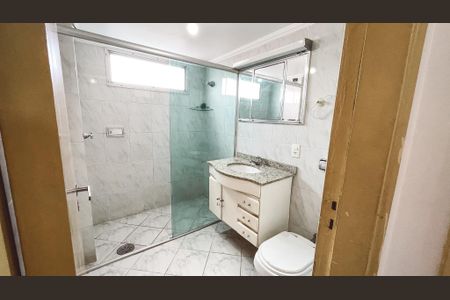 Apartamento à venda com 71m², 3 quartos e 2 vagasBanheiro