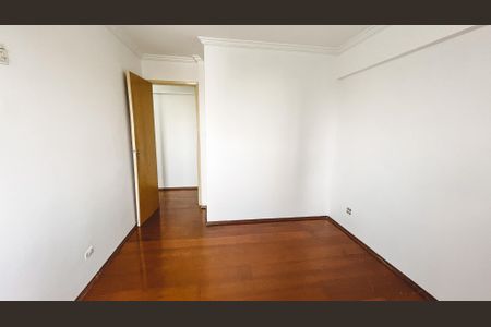 Apartamento à venda com 71m², 3 quartos e 2 vagasQuarto 2