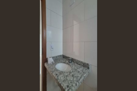 Apartamento à venda com 100m², 2 quartos e 1 vaga Apartamento à venda com 100m², 2 quartos e 1 vagaBanheiro da suíte