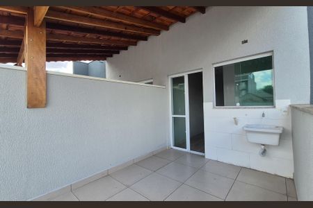 Apartamento à venda com 100m², 2 quartos e 1 vaga Apartamento à venda com 100m², 2 quartos e 1 vagaArea de serviço