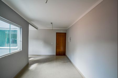 Apartamento à venda com 100m², 2 quartos e 1 vaga Apartamento à venda com 100m², 2 quartos e 1 vagaSala