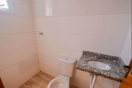 Apartamento à venda com 100m², 2 quartos e 1 vaga Apartamento à venda com 100m², 2 quartos e 1 vagaBanheiro de serviço
