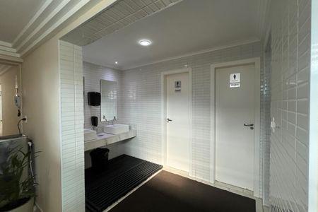 Apartamento para alugar com 49m², 1 quarto e 1 vagaÁrea comum - Banheiros