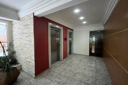 Apartamento para alugar com 49m², 1 quarto e 1 vagaElevadores