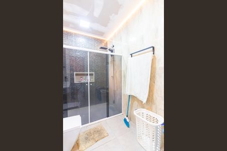 Casa à venda com 150m², 3 quartos e 3 vagasBanheiro