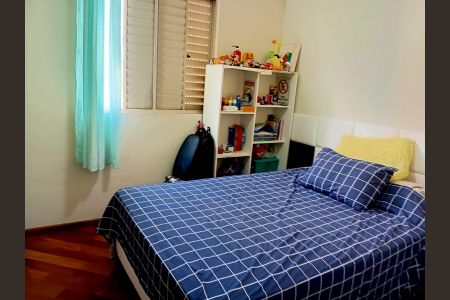 Apartamento à venda com 66m², 3 quartos e 1 vagaQuarto 2