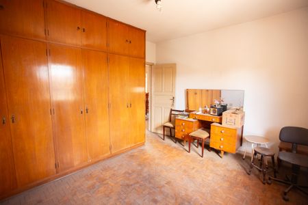 Casa à venda com 600m², 3 quartos e 2 vagasQuarto 2