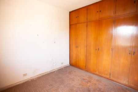 Casa à venda com 600m², 3 quartos e 2 vagasQuarto 2