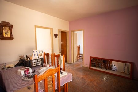 Casa à venda com 600m², 3 quartos e 2 vagasSala