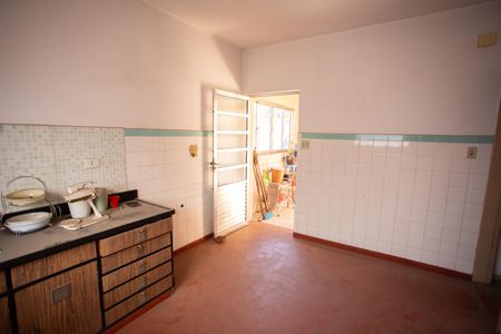 Casa à venda com 600m², 3 quartos e 2 vagasCozinha