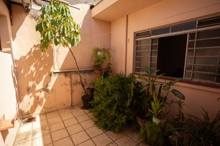 Casa à venda com 600m², 3 quartos e 2 vagasÁrea de Serviço