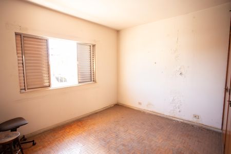 Casa à venda com 600m², 3 quartos e 2 vagasQuarto 2